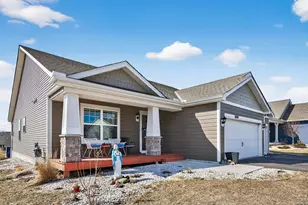 18099 Heirloom Ct, Lakeville, MN 55044 - Photo 2