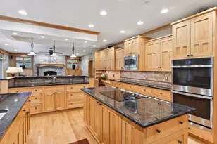 5425 Highwood Dr W, Edina, MN 55436 - Photo 22