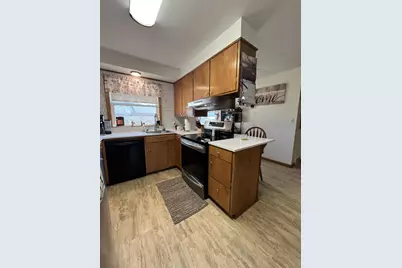 738 Center Street, Tracy, MN 56175 - Photo 8