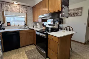 738 Center St, Tracy, MN 56175 - Photo 8