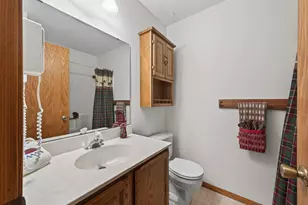 2199 Hallmark Ave N, Oakdale, MN 55128 - Photo 16