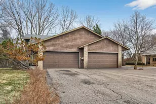 2199 Hallmark Ave N, Oakdale, MN 55128 - Photo 32