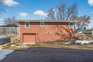 1609 Hillsboro Ave N, Golden Valley, MN 55427 - Photo 28