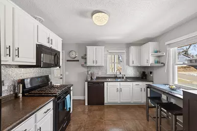 1609 Hillsboro Avenue N, Golden Valley, MN 55427 - Photo 6