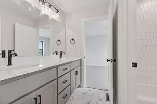 4098 Gable Ln, Woodbury, MN 55129 - Photo 54