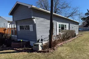 802 4th St, Pepin, WI 54759 - Photo 2