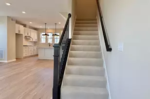 838 Woodlawn Ave, Saint Paul, MN 55116 - Photo 14