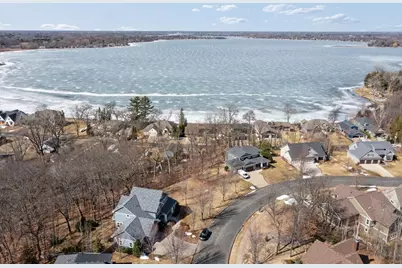 210Xx Karoline Court N, Forest Lake, MN 55025 - Photo 20