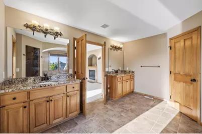 10803 Jersey Drive N, Brooklyn Park, MN 55445 - Photo 38