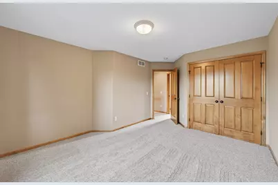 10803 Jersey Drive N, Brooklyn Park, MN 55445 - Photo 28