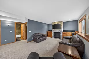 607 12th Ave NE, Stewartville, MN 55976 - Photo 32