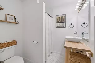 25835 Wildrose Ln, Excelsior, MN 55331 - Photo 12