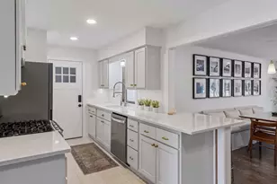 25835 Wildrose Ln, Excelsior, MN 55331 - Photo 2