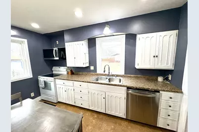 806 Ring Avenue N, Canby, MN 56220 - Photo 4