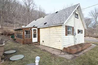 W7410 State Road 65, Beldenville, WI 54003 - Photo 38