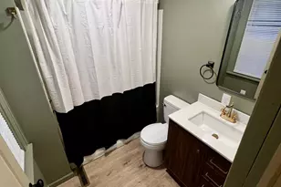 205 W Howard St, Hibbing, MN 55746 - Photo 18