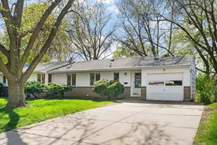 5208-5210 Grandview Ln, Edina, MN 55436 - Photo 2
