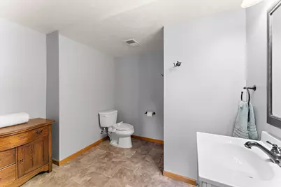 2358 Hilo Avenue N, Oakdale, MN 55128 - Photo 28