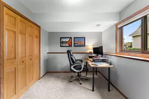 2358 Hilo Ave N, Oakdale, MN 55128 - Photo 22