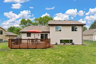 2358 Hilo Ave N, Oakdale, MN 55128 - Photo 34