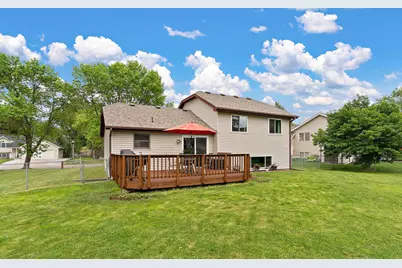 2358 Hilo Avenue N, Oakdale, MN 55128 - Photo 42
