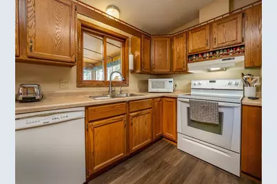 16796 220th Street, Hutchinson, MN 55350 - Photo 6