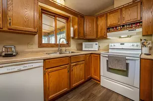 16796 220th St, Hutchinson, MN 55350 - Photo 6