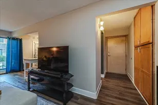 4524 Cedar Lk Rd S, Saint Louis Park, MN 55416 - Photo 6
