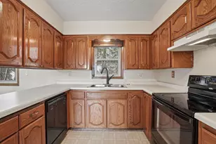 521 Spruce Ave N, Maple Lake, MN 55358 - Photo 4