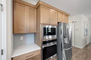 17755 Ellsworth Dr, Lakeville, MN 55044 - Photo 10