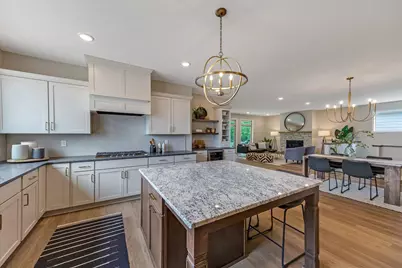 17755 Ellsworth Drive, Lakeville, MN 55044 - Photo 10