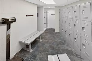 9550 Collegeview Rd, Bloomington, MN 55437 - Photo 32