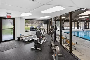 9550 Collegeview Rd, Bloomington, MN 55437 - Photo 36