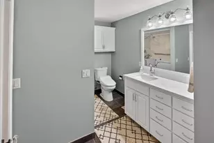 9550 Collegeview Rd, Bloomington, MN 55437 - Photo 16