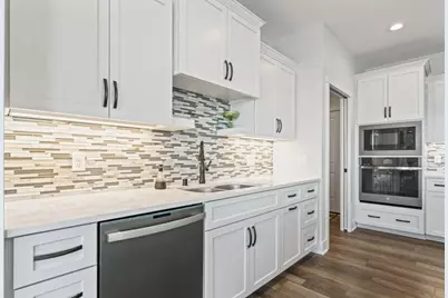 689 Steenhoek Lane NE, Byron, MN 55920 - Photo 8