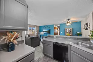 2661 Brookdale Ln, Brooklyn Park, MN 55444 - Photo 4