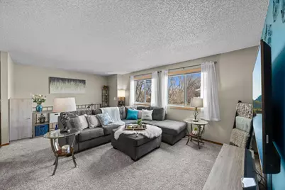 2661 Brookdale Lane, Brooklyn Park, MN 55444 - Photo 6