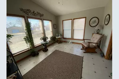 231 Park Street N, Eden Valley, MN 55329 - Photo 18