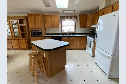 231 Park Street N, Eden Valley, MN 55329 - Photo 12