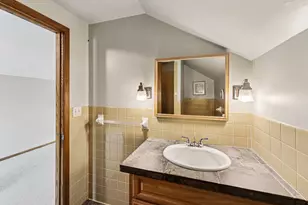 529 Saratoga Street S, Saint Paul, MN 55116 - Photo 24