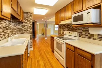 227 W 5th Street, Mankato, MN 56001 - Photo 14