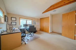 2022 Hillcrest Dr, Saint Cloud, MN 56303 - Photo 22