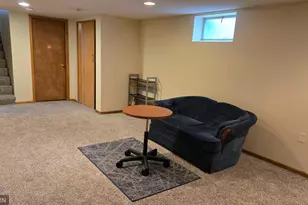 120 Oakwood Rd, Apple Valley, MN 55124 - Photo 22