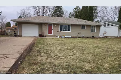 120 Oakwood Road, Apple Valley, MN 55124 - Photo 2