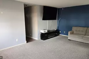 120 Oakwood Rd, Apple Valley, MN 55124 - Photo 12