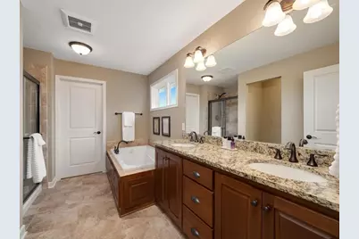 6035 Quantico Lane N, Plymouth, MN 55446 - Photo 16