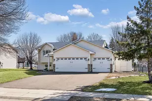 10655 57th St NE, Albertville, MN 55301 - Photo 2