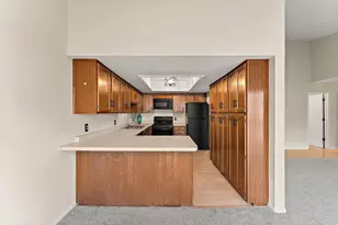 6097 Courtly Alcove, Woodbury, MN 55125 - Photo 8