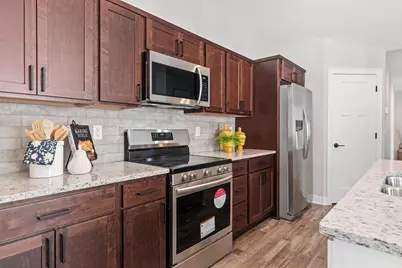 2662 Delaware Avenue, North Saint Paul, MN 55109 - Photo 6