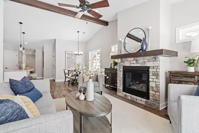 2662 Delaware Avenue, North Saint Paul, MN 55109 - Photo 1